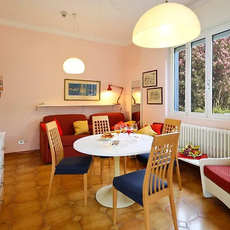 Marina 아파트호텔 2*