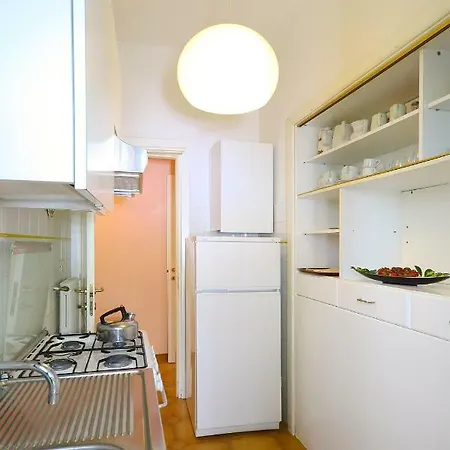 Marina 디아노마리나