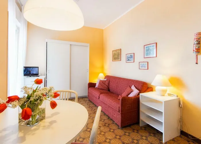 Apart Otel Marina 2*
