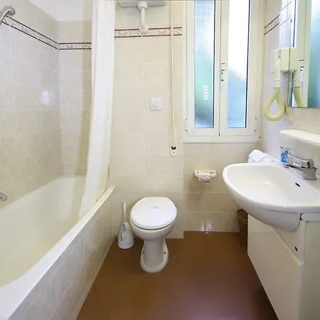 Marina Apart Otel 2*