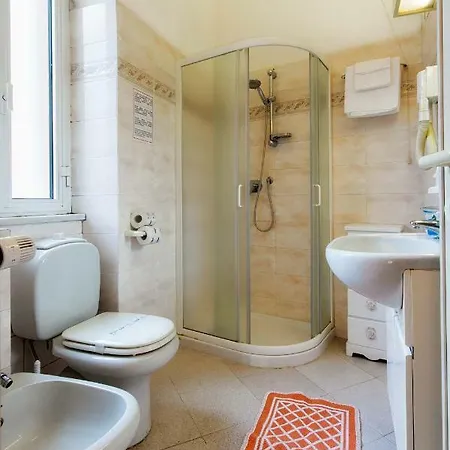 Hotel apartamentowy Marina 2*