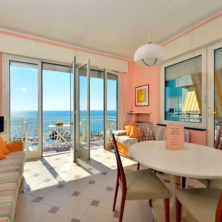 Marina Apart Otel 2*