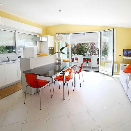 Marina Hotel apartamentowy 2*