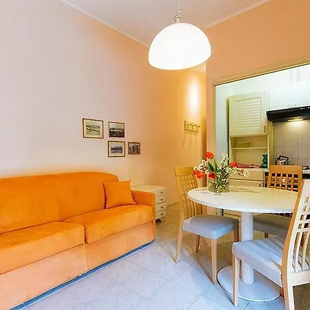 Marina Apart Otel 2*