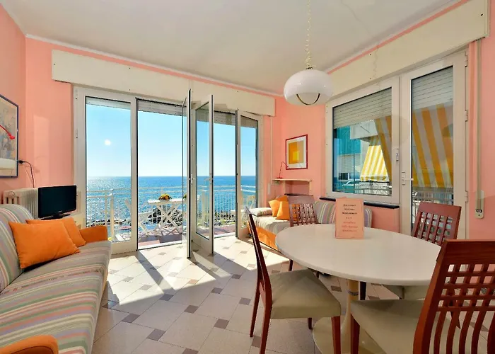 Marina Lägenhetshotell 2*